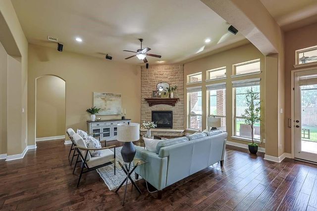 515 Mill Creek Road, Pinehurst, TX 77362