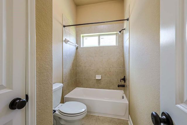 515 Mill Creek Road, Pinehurst, TX 77362