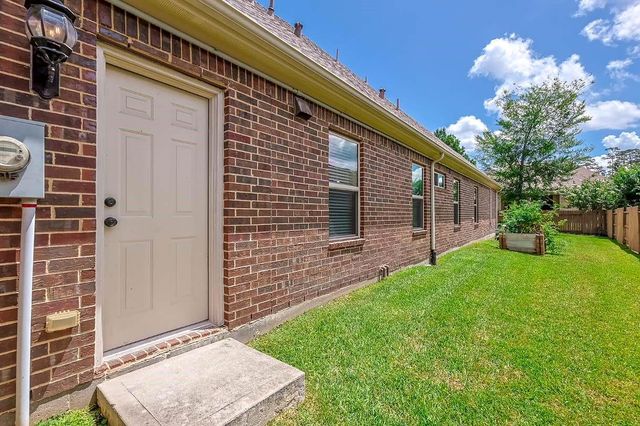 515 Mill Creek Road, Pinehurst, TX 77362