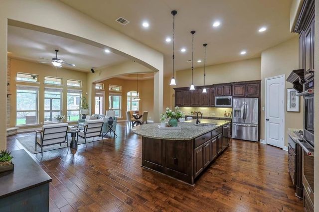 515 Mill Creek Road, Pinehurst, TX 77362