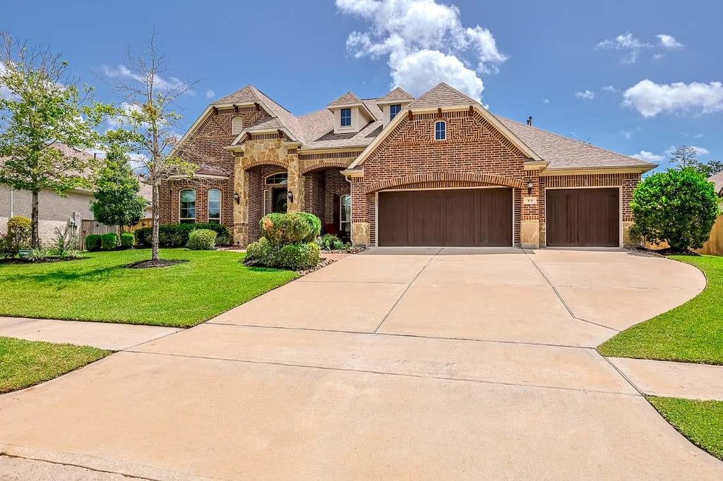 515 Mill Creek Road, Pinehurst, TX 77362