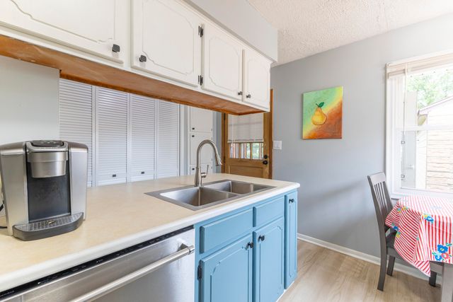 2622 AVENUE H, Council Bluffs, IA 51501