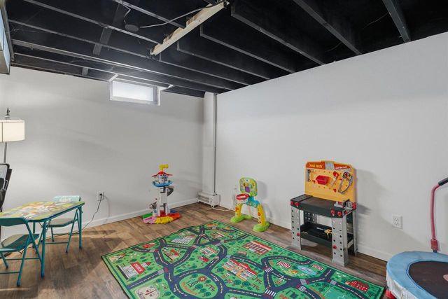 114 WALLACE STREET, Combined Locks, WI 54113