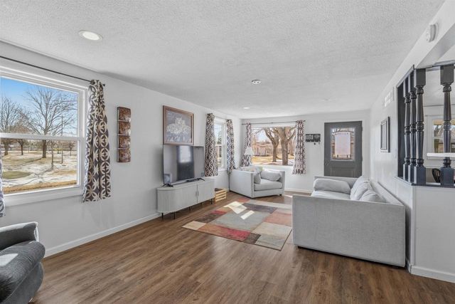 114 WALLACE STREET, Combined Locks, WI 54113