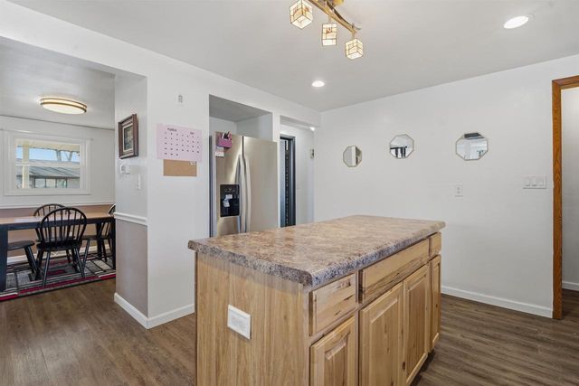 114 WALLACE STREET, Combined Locks, WI 54113