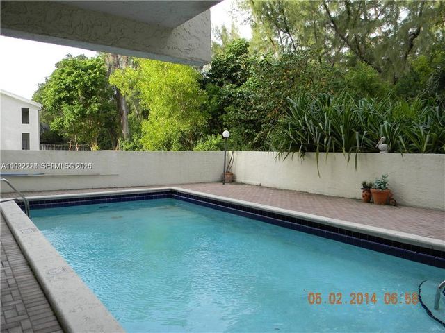 16508 NE 26th Ave 502, North Miami Beach, FL 33160