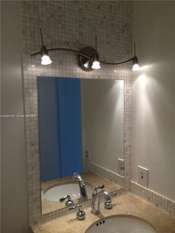 16508 NE 26th Ave 502, North Miami Beach, FL 33160