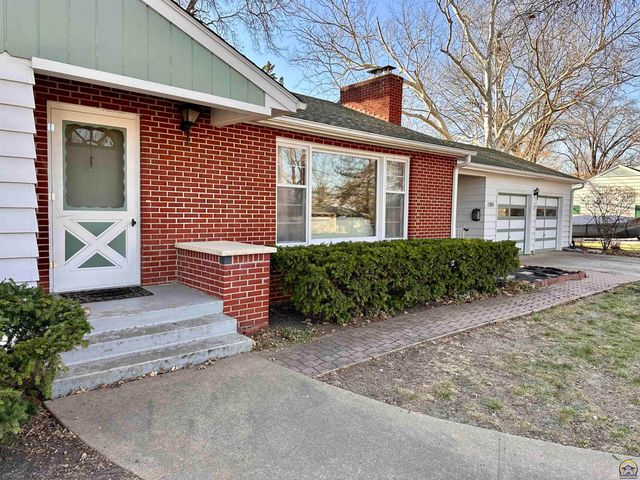 1305 SW Ward PKY, Topeka, KS 66604