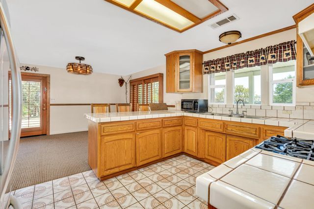 42802 Woodmar Drive, Coarsegold, CA 93614