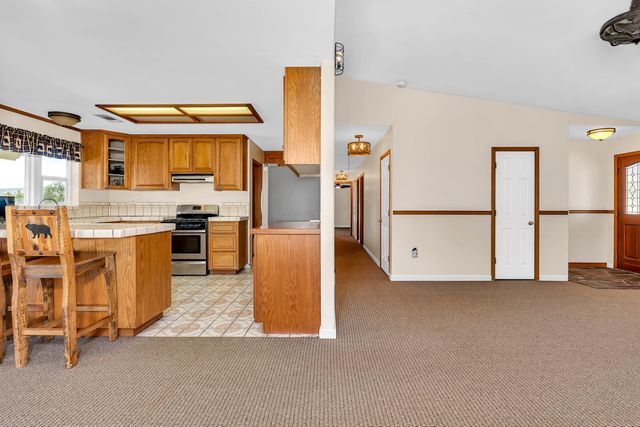 42802 Woodmar Drive, Coarsegold, CA 93614