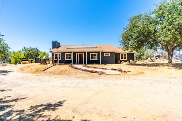 42802 Woodmar Drive, Coarsegold, CA 93614