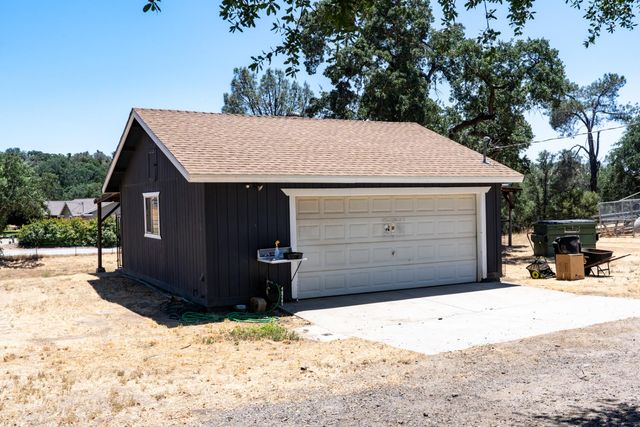 42802 Woodmar Drive, Coarsegold, CA 93614