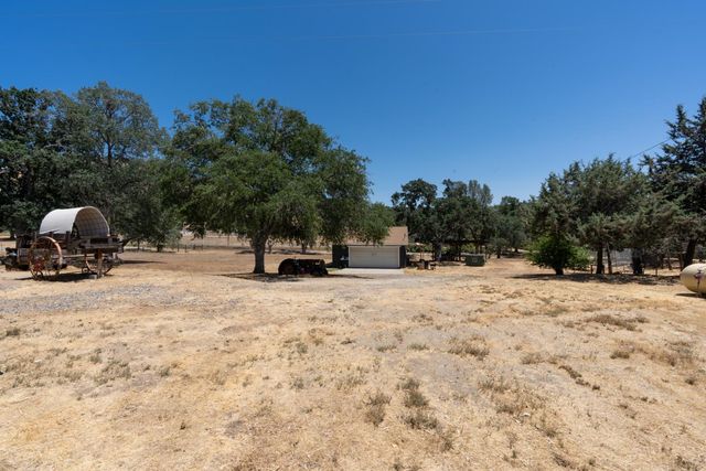 42802 Woodmar Drive, Coarsegold, CA 93614