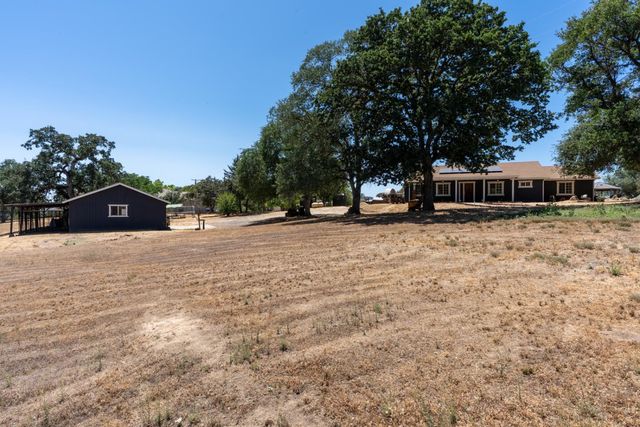 42802 Woodmar Drive, Coarsegold, CA 93614