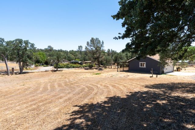 42802 Woodmar Drive, Coarsegold, CA 93614