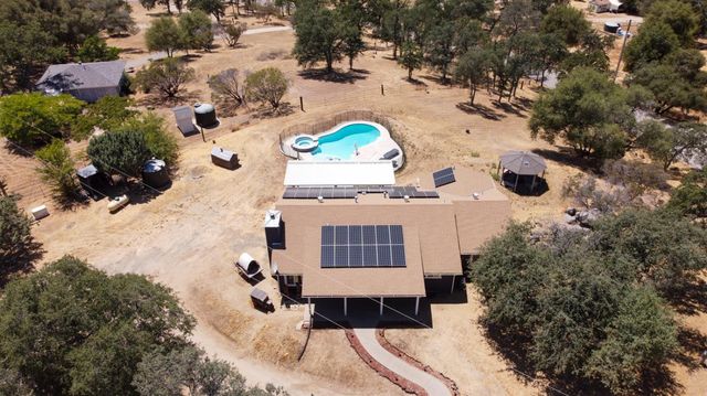 42802 Woodmar Drive, Coarsegold, CA 93614