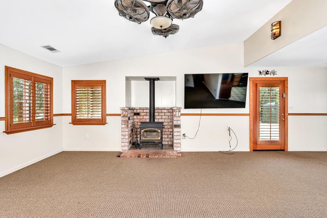 42802 Woodmar Drive, Coarsegold, CA 93614