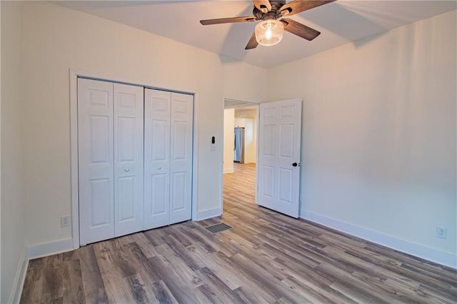 432 E Market Street, Warrensburg, MO 64093