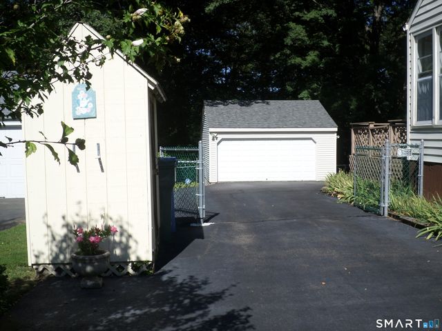 200 Highland Avenue, Hamden, CT 06518