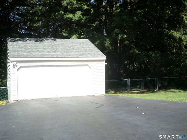 200 Highland Avenue, Hamden, CT 06518