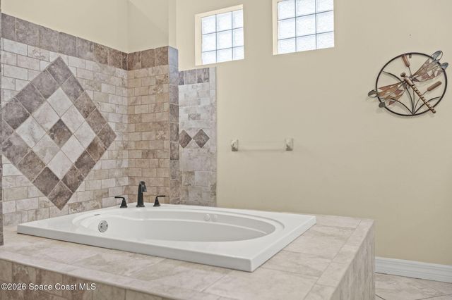 1940 Newfound Harbor Drive, Merritt Island, FL 32952