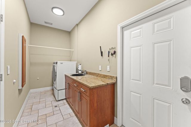 1940 Newfound Harbor Drive, Merritt Island, FL 32952