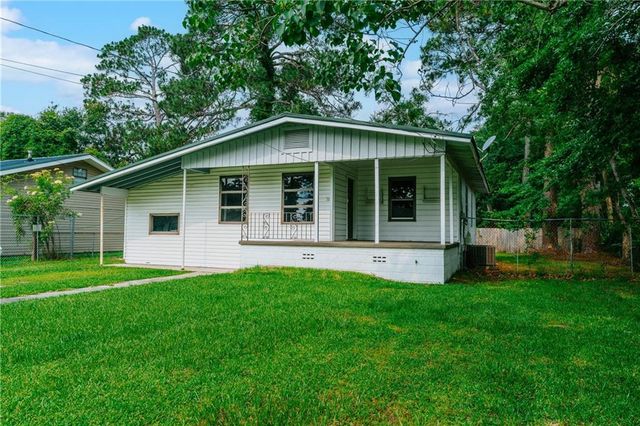 100 Esplanade Avenue, Mobile, AL 36606