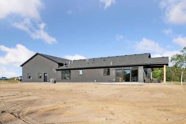 21800 Luan Drive NE, East Bethel, MN 55011