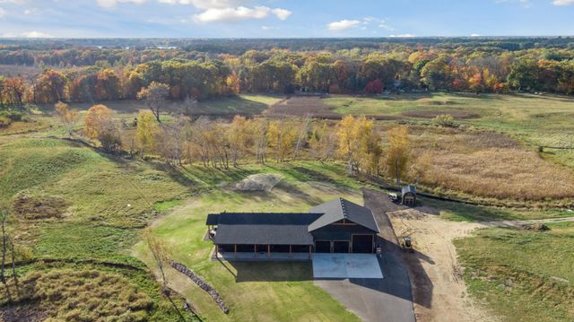 21800 Luan Drive NE, East Bethel, MN 55011