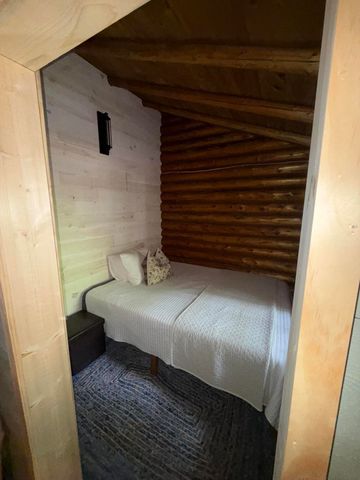 252 W Lake Drive, Cherry Grove Twp, MI 49601