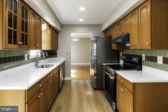 15025 TIMBERLAKE DR, Silver Spring, MD 20905