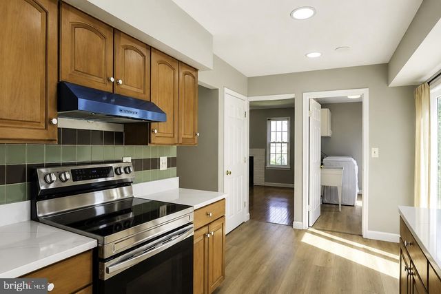 15025 TIMBERLAKE DR, Silver Spring, MD 20905