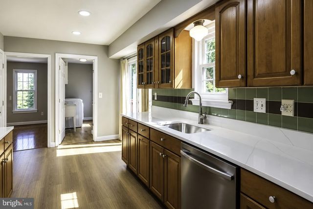 15025 TIMBERLAKE DR, Silver Spring, MD 20905