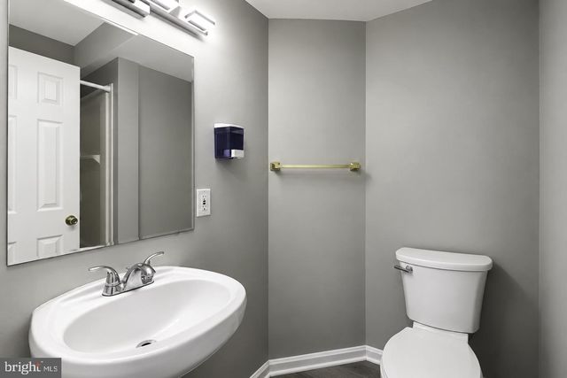 15025 TIMBERLAKE DR, Silver Spring, MD 20905