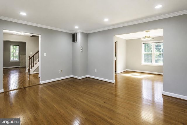 15025 TIMBERLAKE DR, Silver Spring, MD 20905