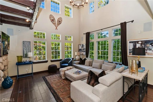 244 Corona Circle, Lake Arrowhead, CA 92352