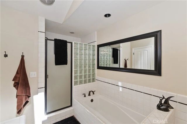 244 Corona Circle, Lake Arrowhead, CA 92352