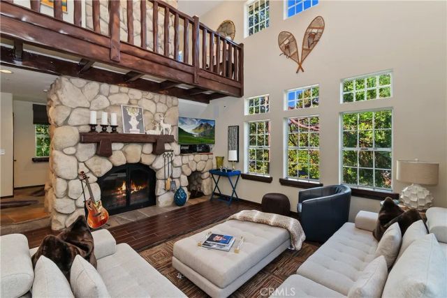 244 Corona Circle, Lake Arrowhead, CA 92352