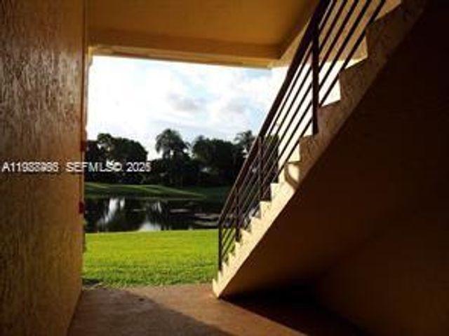 901 Lyons Rd 1208, Coconut Creek, FL 33063