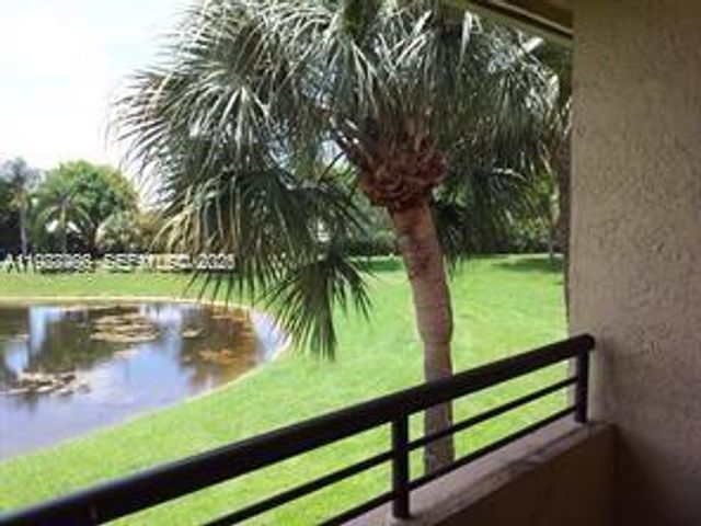 901 Lyons Rd 1208, Coconut Creek, FL 33063