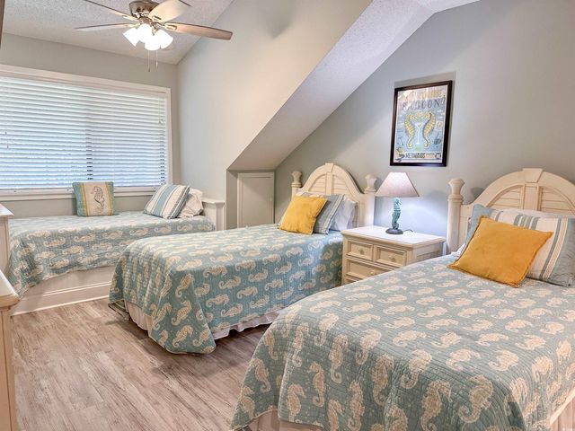 145 Hartland Dr Apt 4E, Myrtle Beach, SC 29572