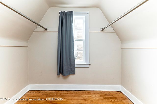 425 N Jenison Avenue, Lansing, MI 48915