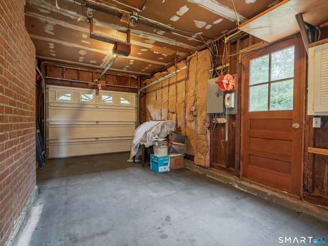 71 Crestwood Trail, East Hartford, CT 06118