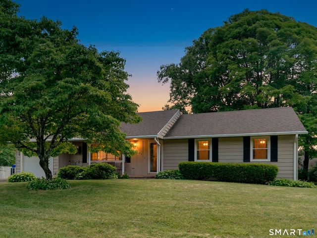 71 Crestwood Trail, East Hartford, CT 06118