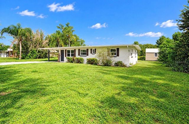 717 W DEER LAKE DRIVE, Lutz, FL 33548
