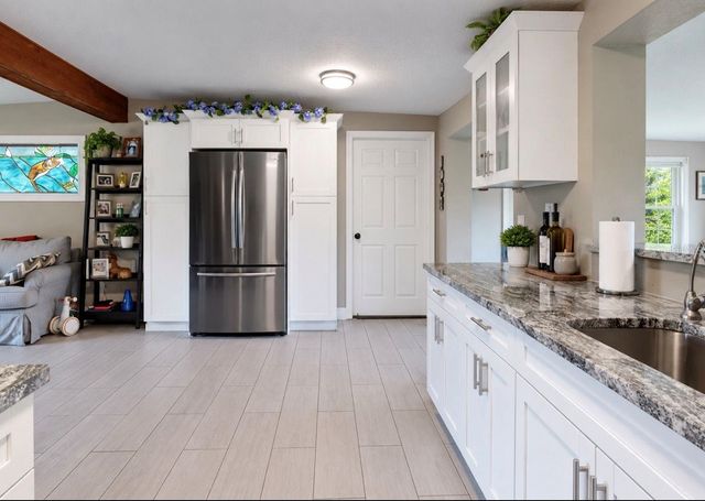 717 W DEER LAKE DRIVE, Lutz, FL 33548
