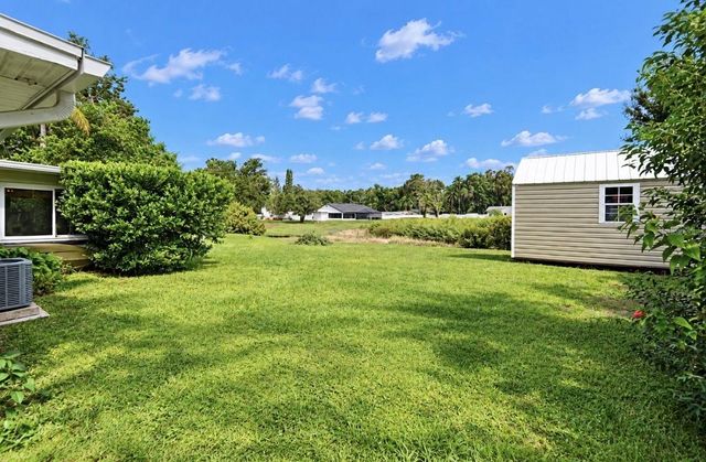 717 W DEER LAKE DRIVE, Lutz, FL 33548