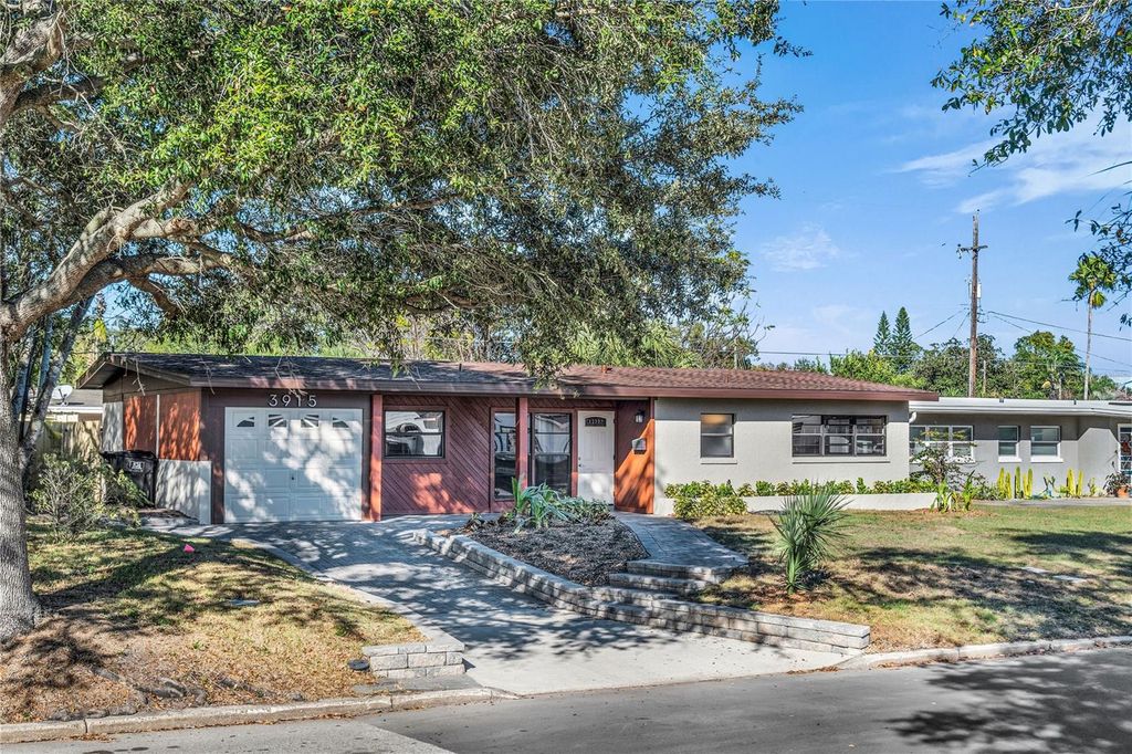 3915 PELICAN LANE, Orlando, FL 32803