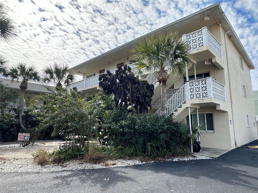 Image 2 of property listing at 102 S PENINSULA DRIVE 207, Daytona Beach, FL 32118