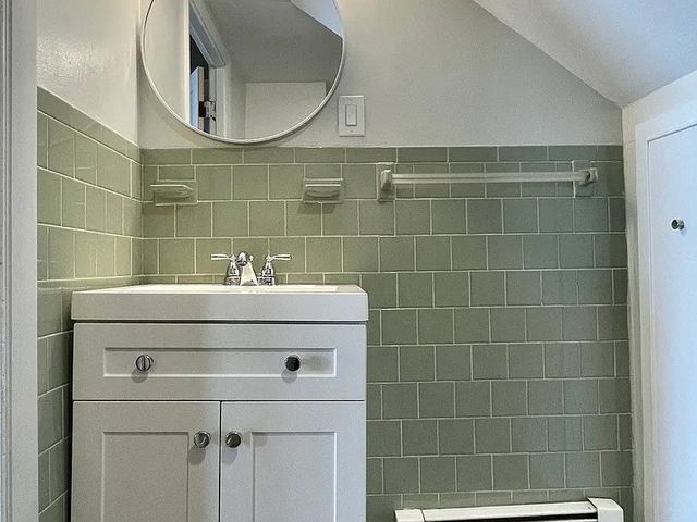 46 Quincy St 1, Medford, MA 02155